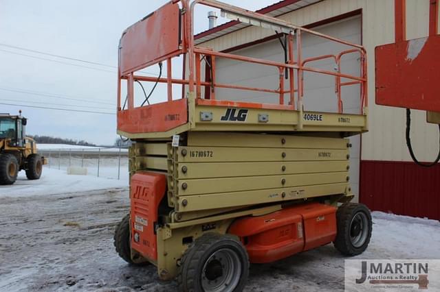 Image of JLG 4069LE equipment image 3