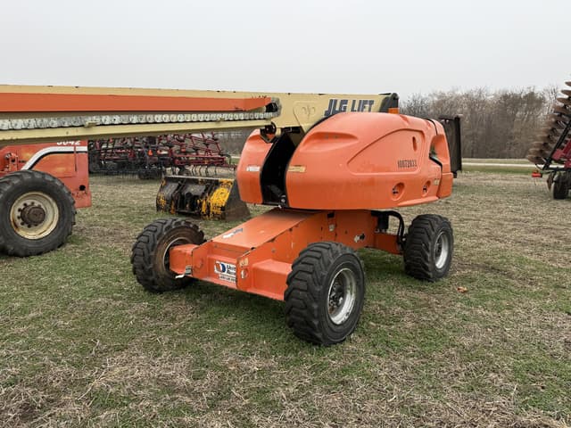 Image of JLG 460SJ equipment image 2