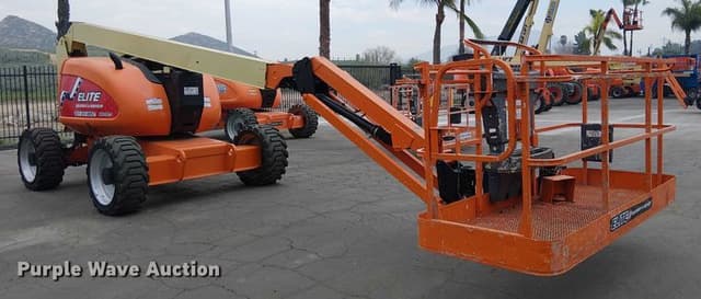 Image of JLG 600AJ equipment image 2