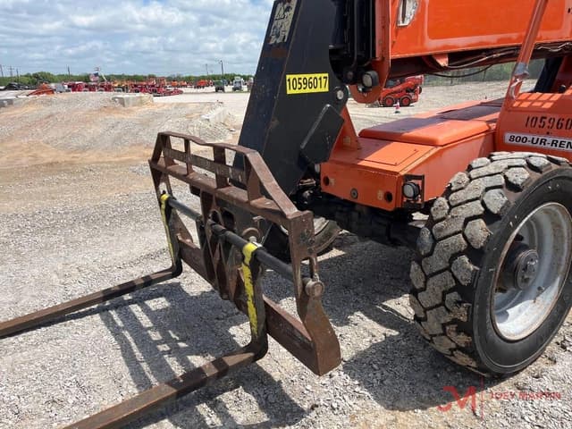 Image of JLG 8042 equipment image 4