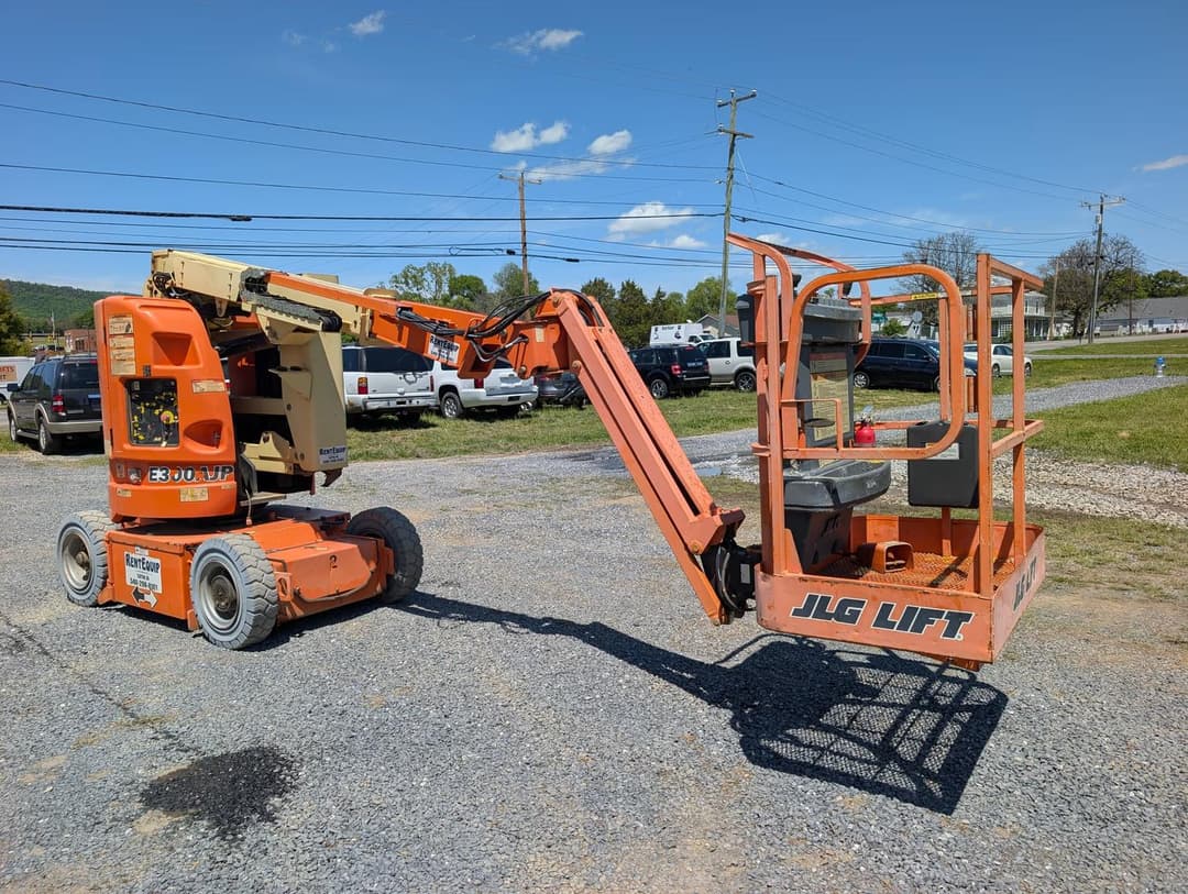 Image of JLG E300AJP Primary image