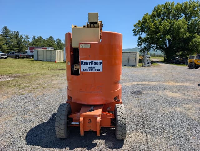 Image of JLG E300AJP equipment image 2