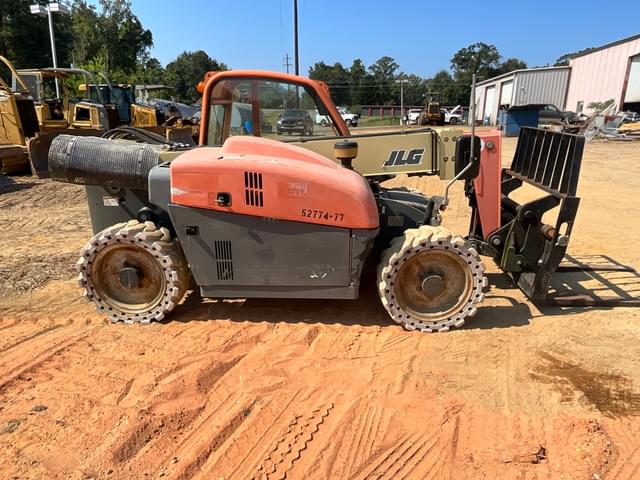 Image of JLG G5-18A equipment image 3