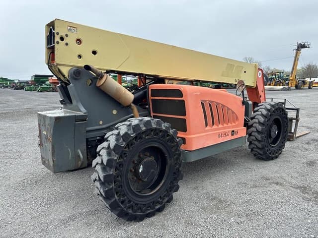 Image of JLG G9-43A equipment image 4