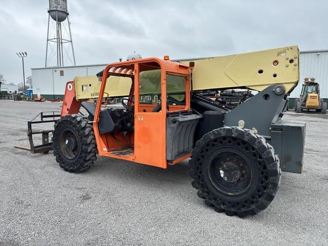 Image of JLG G9-43A equipment image 3