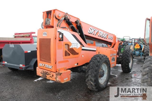 Image of JLG 8042 equipment image 2