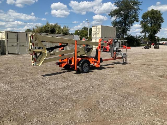 Image of JLG T500J equipment image 4