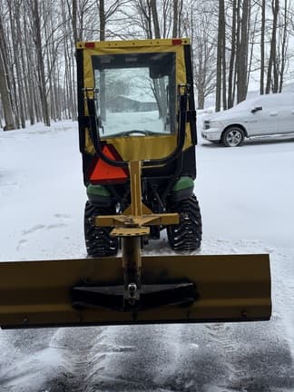 Image of John Deere 1023E equipment image 3