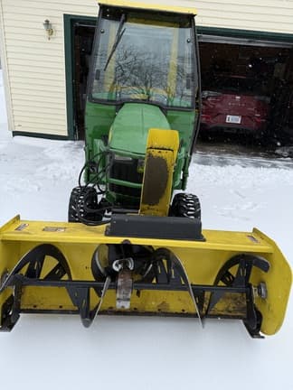 Image of John Deere 1023E equipment image 4