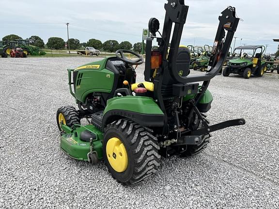 Image of John Deere 1023E equipment image 3