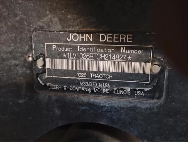 Image of John Deere 1026R equipment image 2