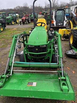 Image of John Deere 1026R equipment image 1