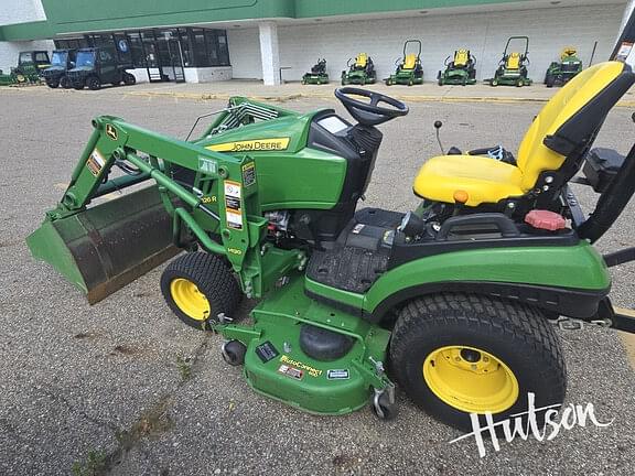 Image of John Deere 1026R equipment image 2