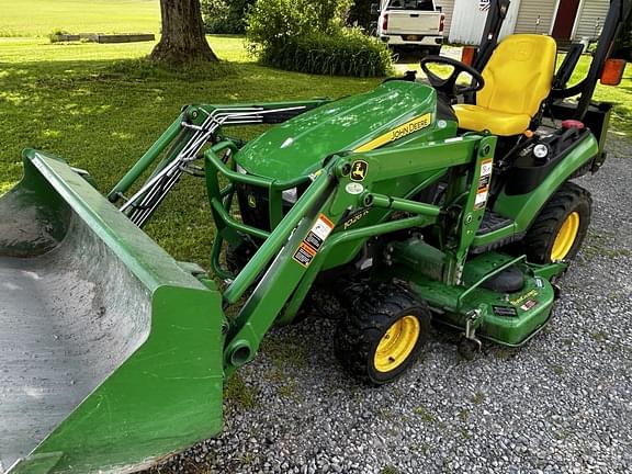 Image of John Deere 1026R Primary image