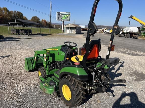 Image of John Deere 1026R equipment image 2