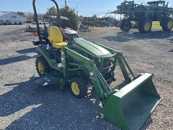 Image of John Deere 1026R equipment image 1