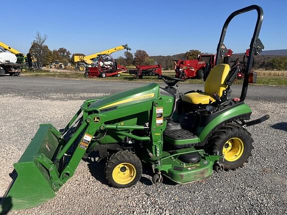 Image of John Deere 1026R Primary image