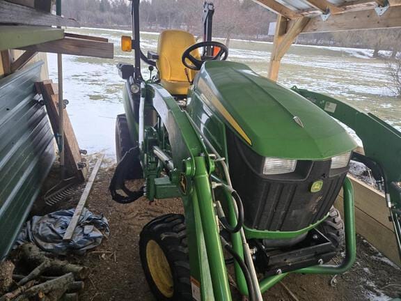 2012 John Deere 1026R Equipment Image0