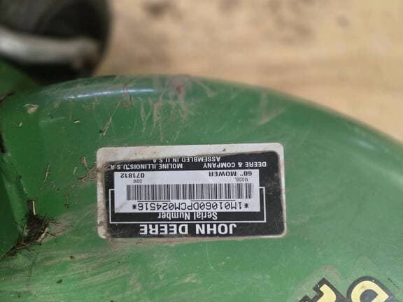 Image of John Deere 1026R equipment image 2