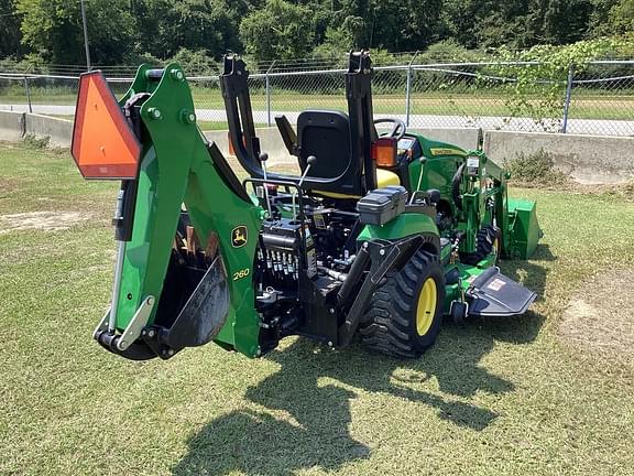 Image of John Deere 1026R equipment image 4