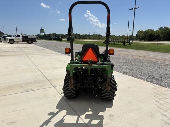 Image of John Deere 1026R equipment image 4