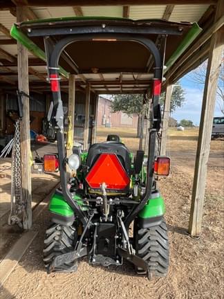 Image of John Deere 1026R equipment image 2