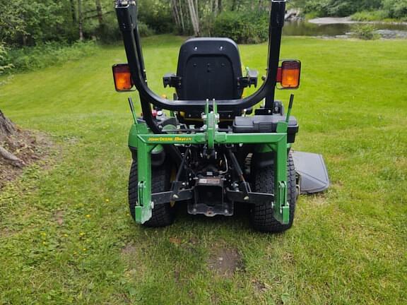 Image of John Deere 1026R equipment image 2