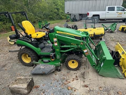 Image of John Deere 1026R equipment image 2