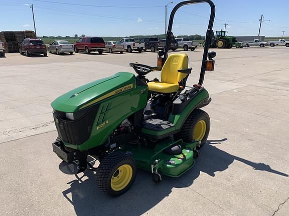 Main image John Deere 1026R 3