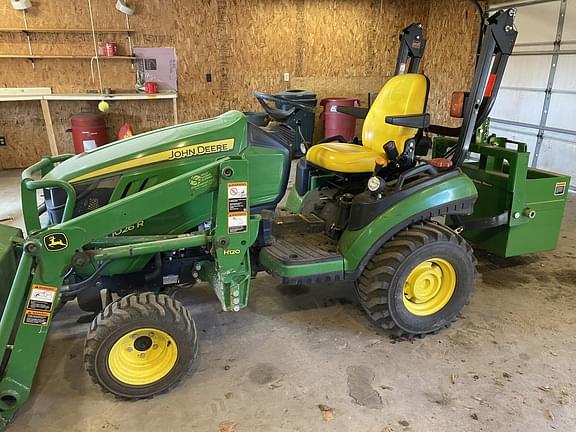 Image of John Deere 1026R equipment image 1