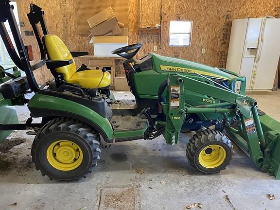 Image of John Deere 1026R Primary image