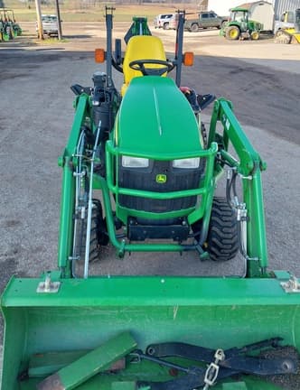 Image of John Deere 1026R equipment image 1