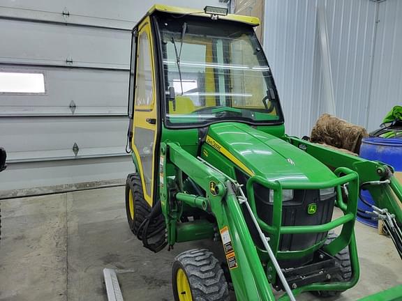 Image of John Deere 1026R equipment image 4