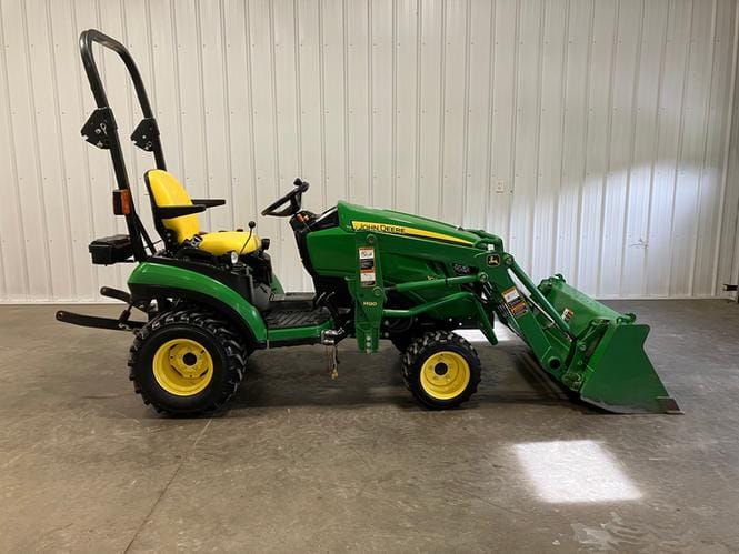 2012 John Deere 1026R Equipment Image0