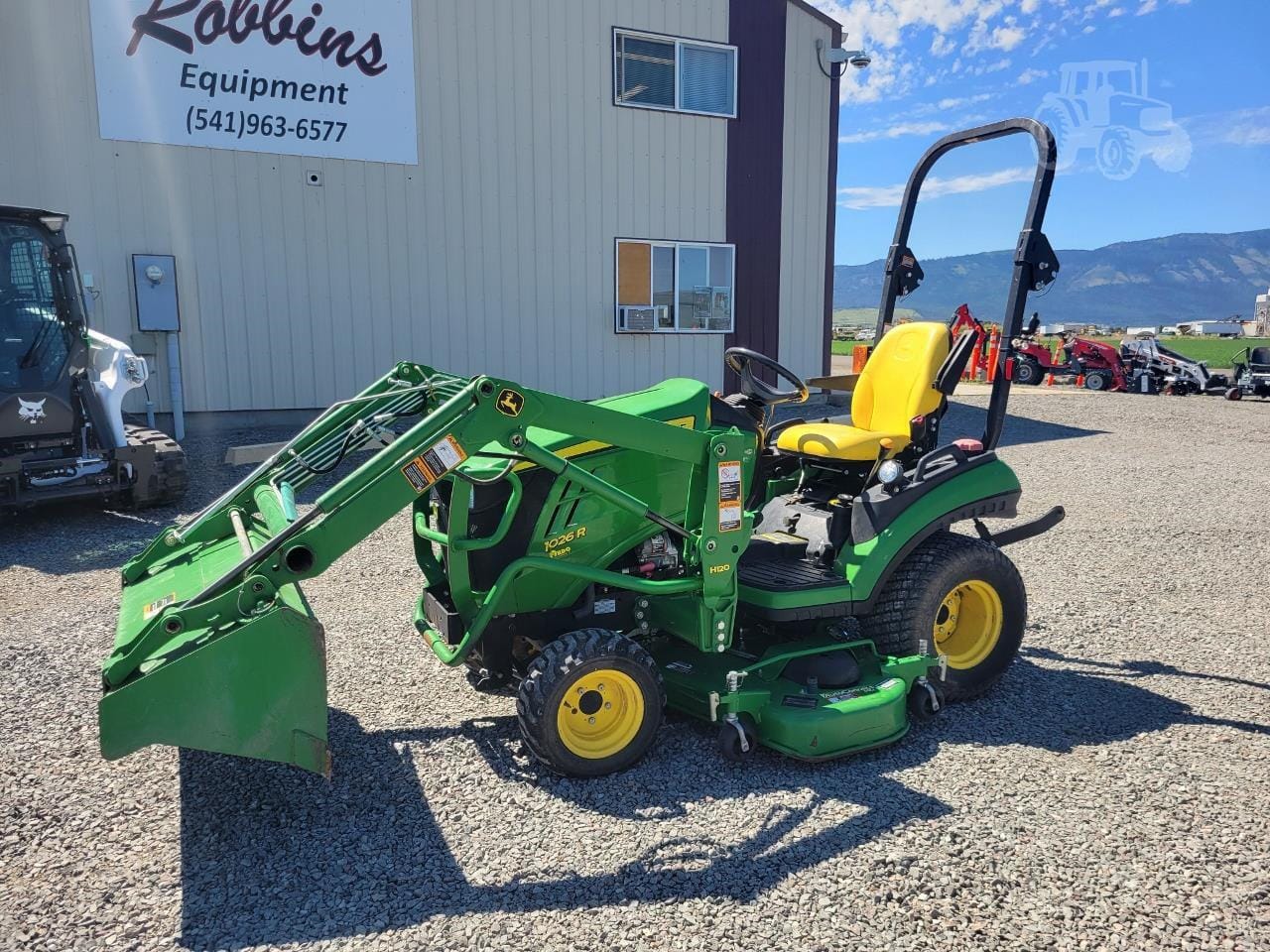 Main image John Deere 1026R