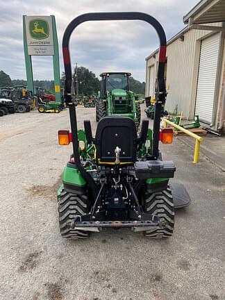 Image of John Deere 1026R equipment image 3