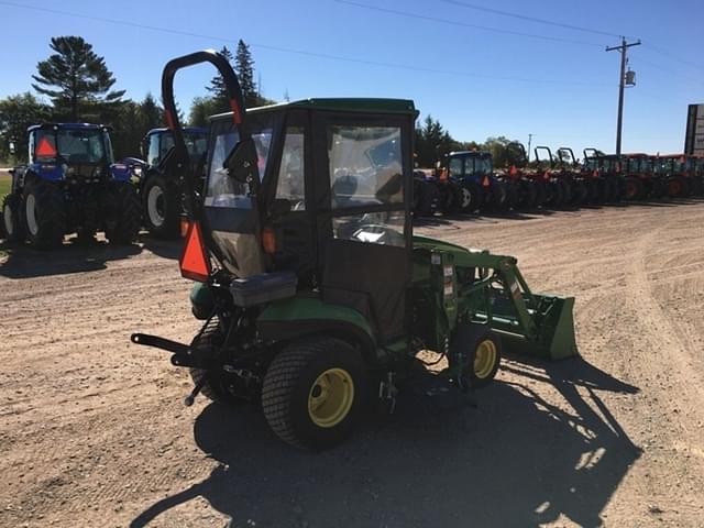 Image of John Deere 1026R equipment image 2