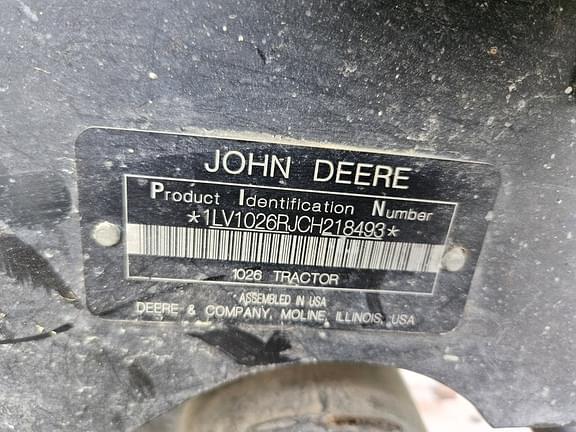 Image of John Deere 1026R equipment image 1