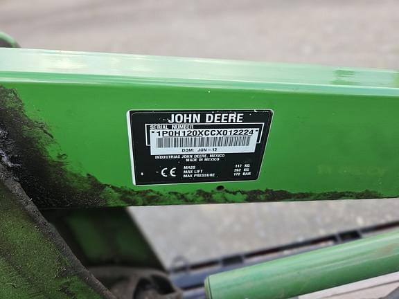 Image of John Deere 1026R equipment image 3