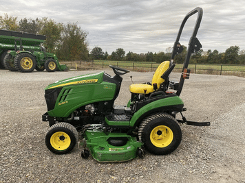 Main image John Deere 1026R