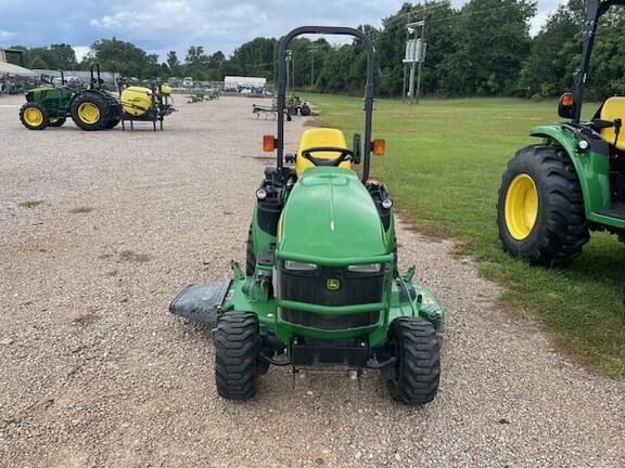 Image of John Deere 1026R equipment image 2