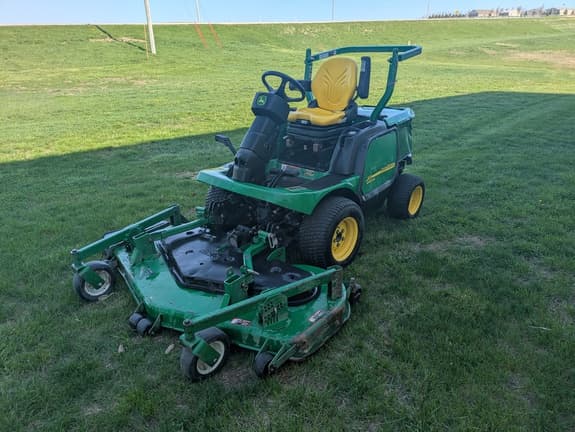 Image of John Deere 1420 Series II equipment image 4