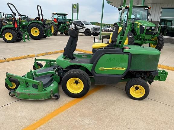 Image of John Deere 1435 equipment image 1