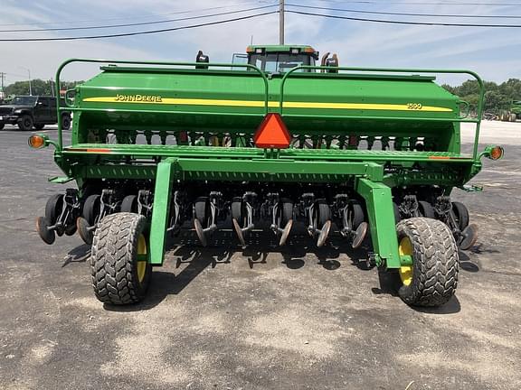 Image of John Deere 1590 equipment image 4