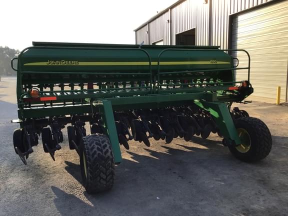Image of John Deere 1590 equipment image 3