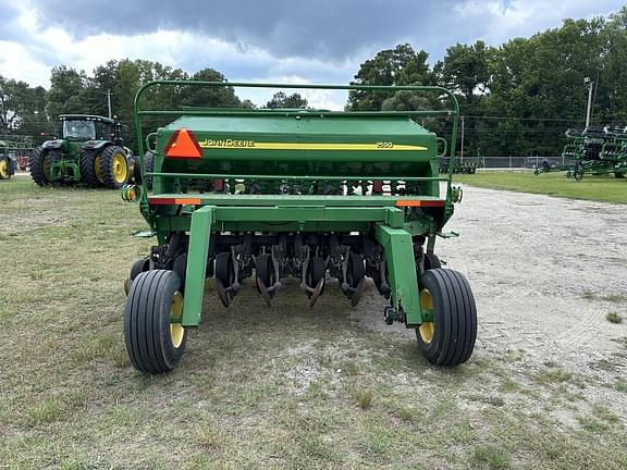 Image of John Deere 1590 equipment image 4