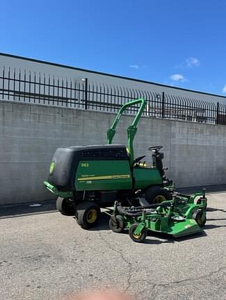 Image of John Deere 1600 Turbo II Image 1