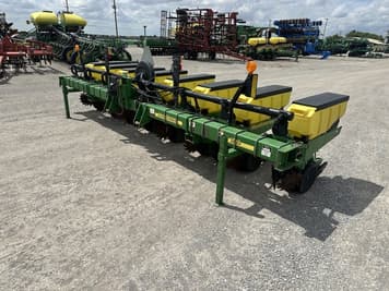 Main image John Deere 1700