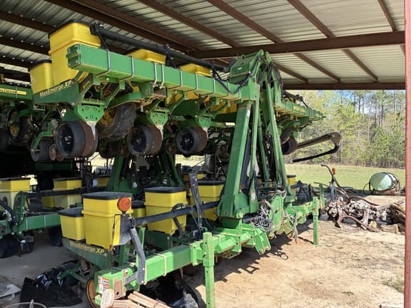 Image of John Deere 1720 Primary image