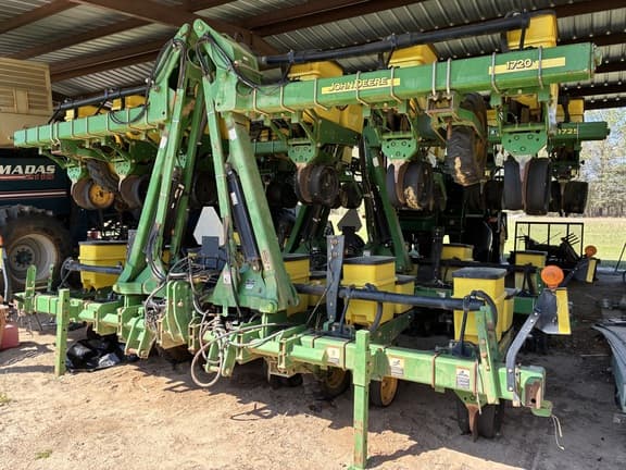 Image of John Deere 1720 equipment image 1